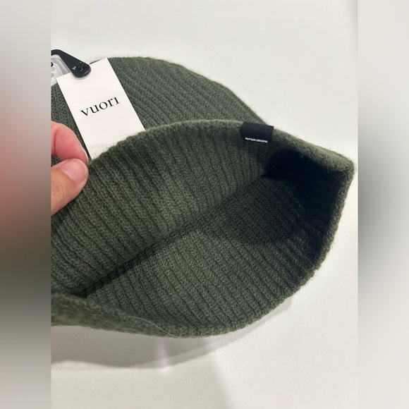 Vuori Women's Manchester Beanie Green Oregano NWT Wool Cashmere Soft Cozy - Picture 7 of 7